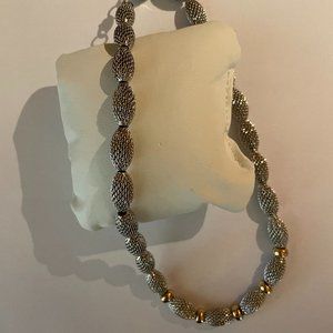 Silver Plated Oblong Etched Bead with 5 Gold Plated Beads